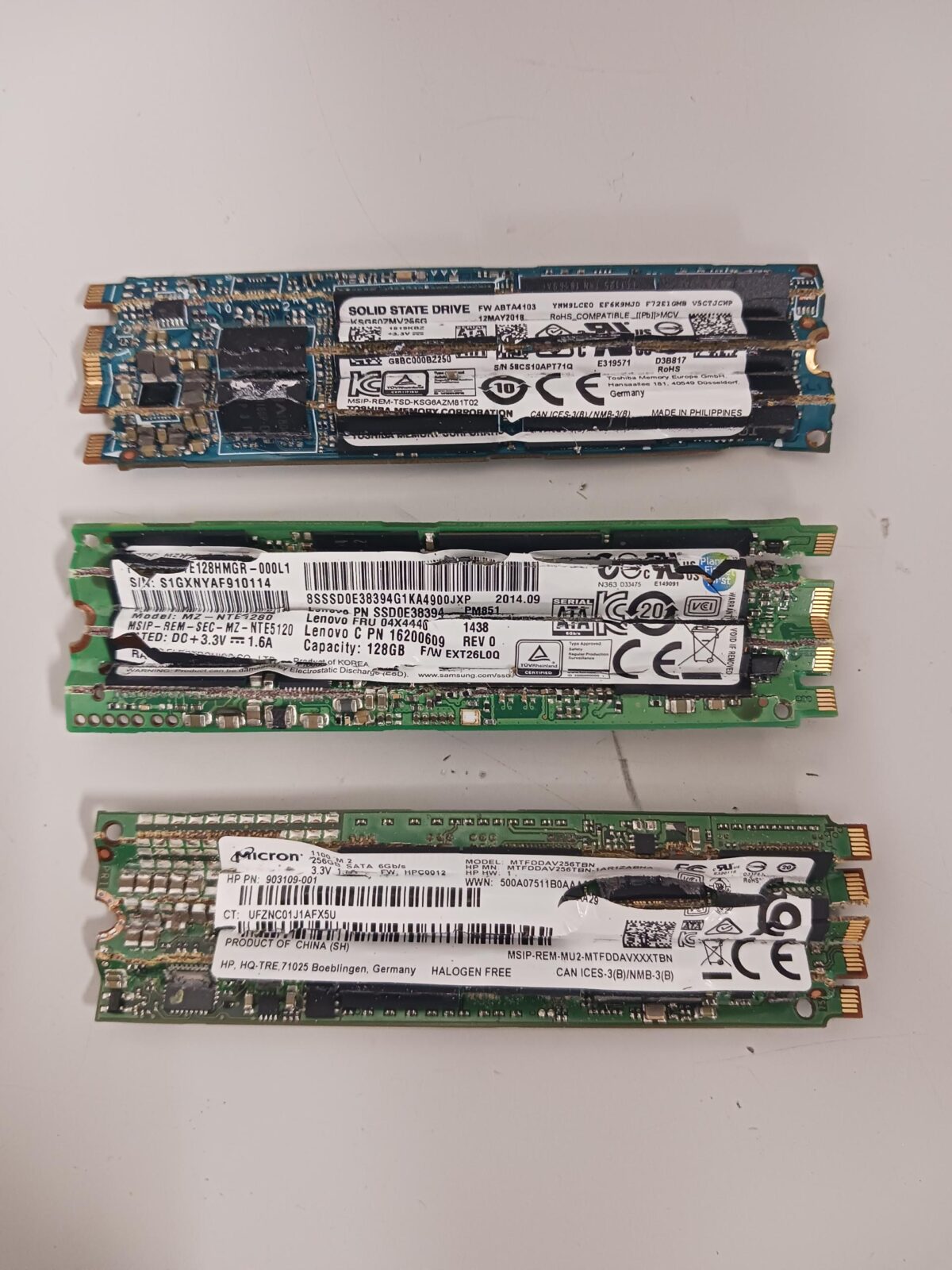 M.2 SSDの物理破壊例